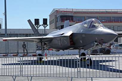 Lockheed Martin wins $69 million contract to upgrade F-35 digital systems