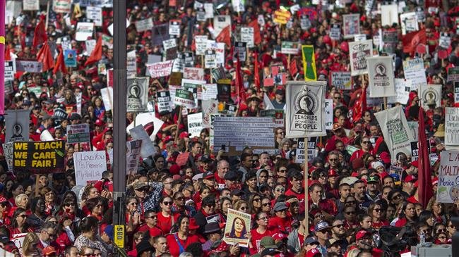 Tens of thousands of Los Angeles teachers strike for 5th day