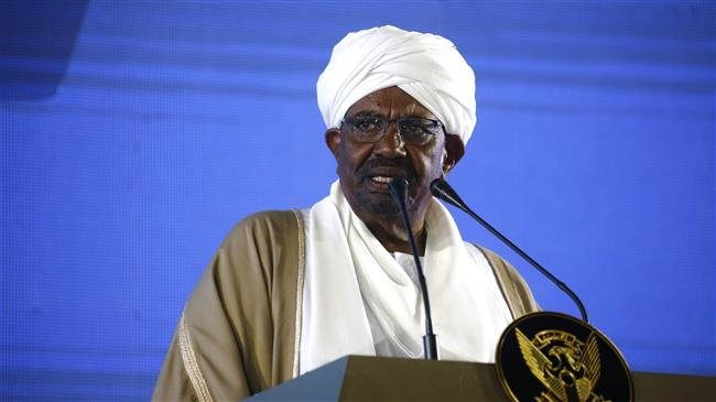 Sudan police break up anti-govt. protesters, Bashir backers plan to rally