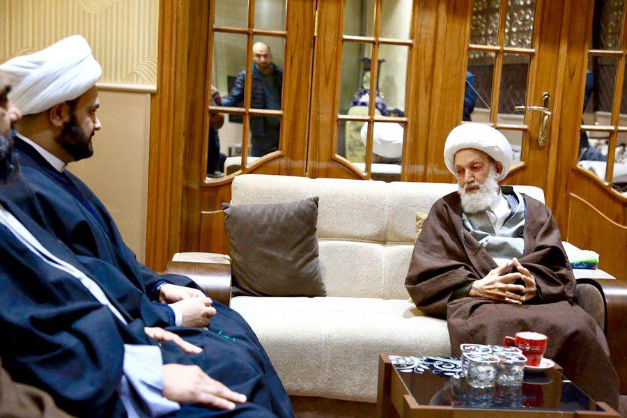 Al-Nujaba chief meets with leader of the Bahraini Shiites