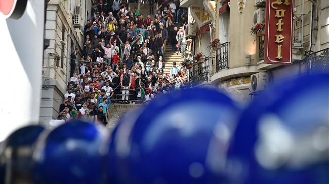 Algerian protesters not likely to give up anti-Bouteflika demos