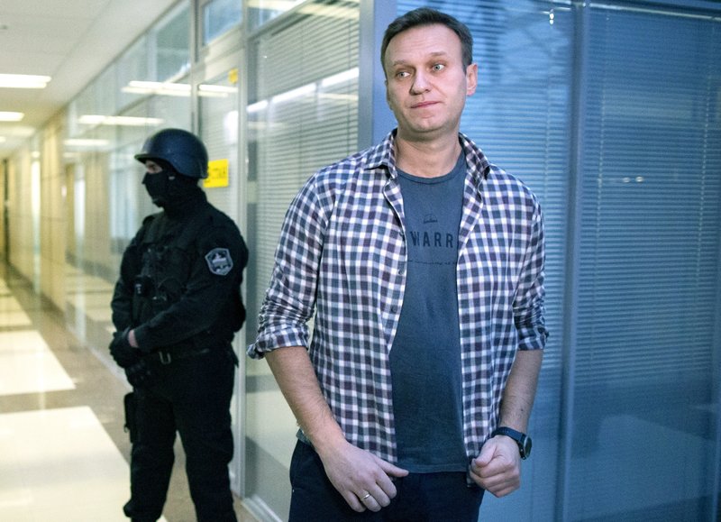 Being in Germany, Russian officials search Alexei Navalny’s office