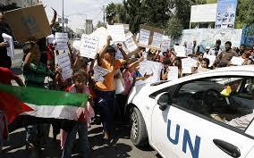 Gazans protest against UN aid reduction