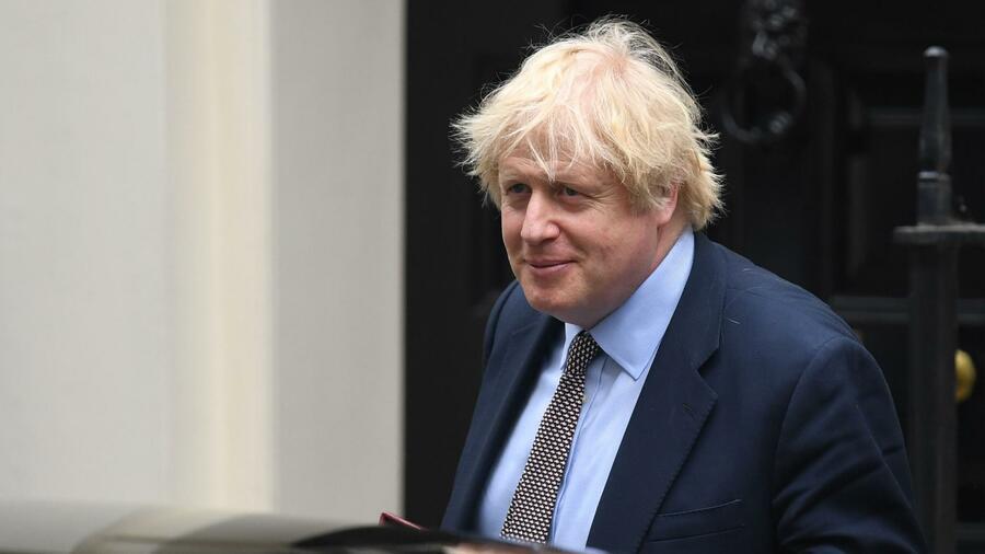 Boris Johnson Signs Post-Brexit Trade Deal With EU