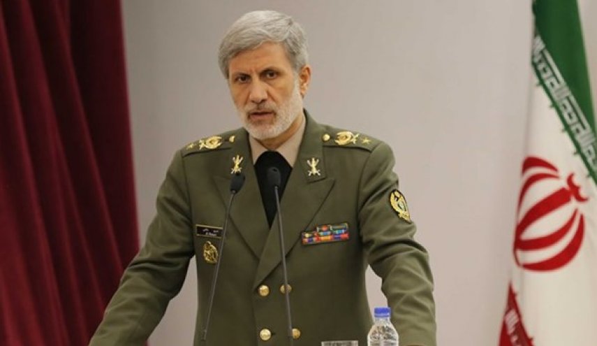 Iranian Minister of Defense Brigadier unveils enhanced line of Armed Forces' tanks