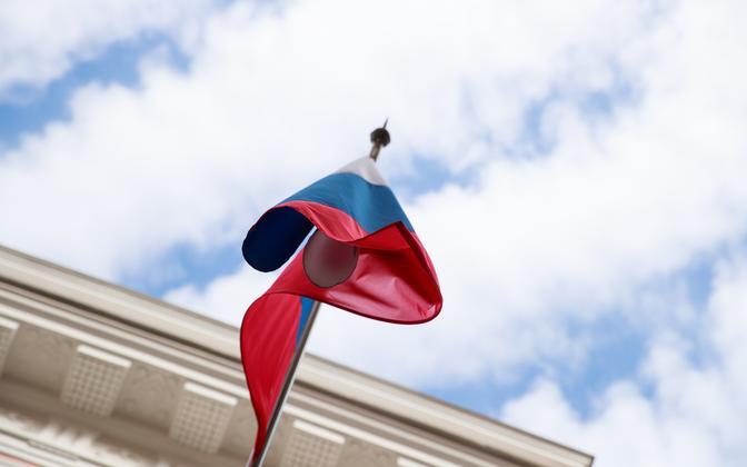Lithuania and Latvia Expel Russian Diplomats