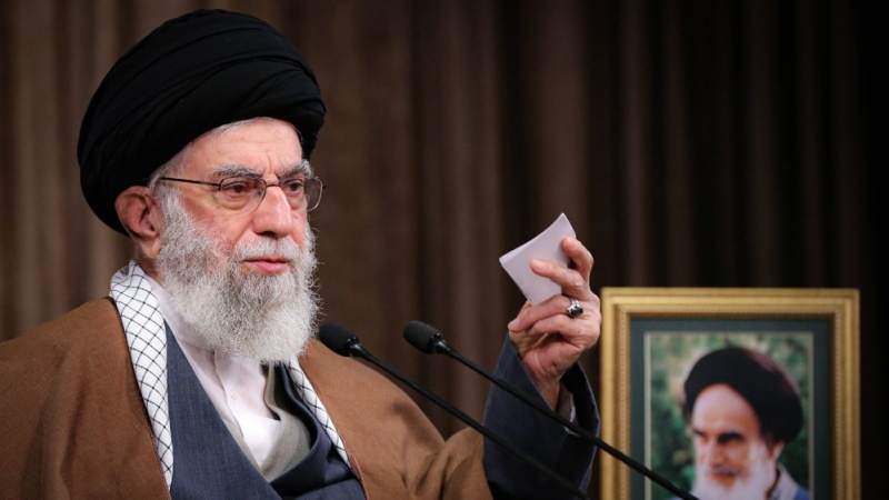 Ayatollah Khamenei: Verification of US sanctions removal means Iran should be able to sell its oil