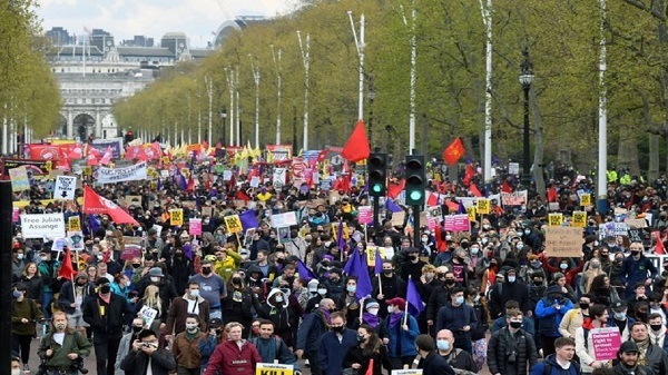 Nine arrested in London protests against greater police powers