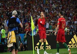 شادی مردم قم و اهواز پس از پیروزی تیم ملی فوتبال مقابل مراکش