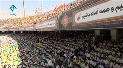 گردهمایی پرشور هزاران بسیجی در وزشگاه آزادی/ جوانان انقلابی که با حضور خود ، حماسه آفرینی کردند  + فیلم