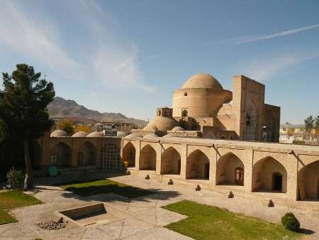 بازدید ۱۲۰ هزار زائر و مسافر از جاذبه‌های گردشگری تربت حیدریه