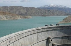 تصادف شاخ به شاخ، عاقبت رانندگی جنون آمیز در لاین مخالف + فیلم
