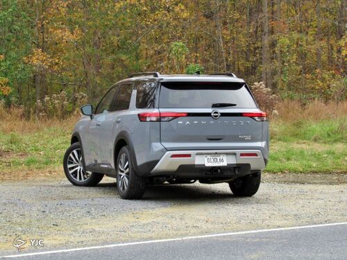 اینفینیتی QX60 2022 در مقابل نیسان پت فایندر 2022 + فیلم