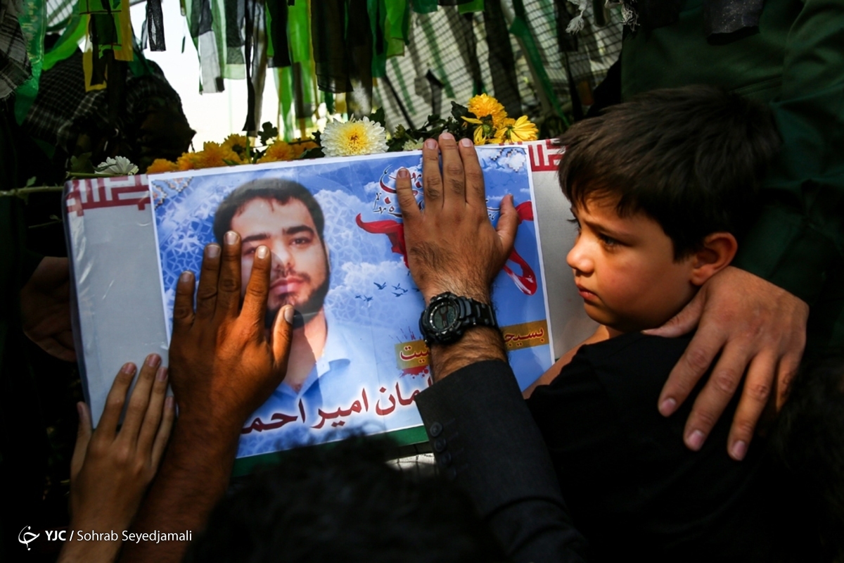 تشییع پیکر شهید مدافع امنیت سید روح الله عجمیان در کرج