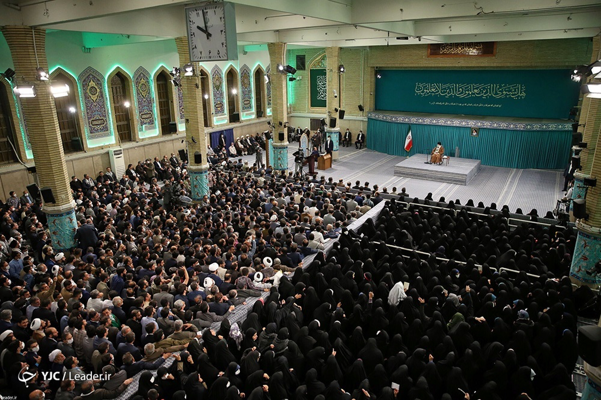 دیدار مسئولان وزارت امور خارجه و سفیران جمهوری اسلامی ایران با رهبر انقلاب