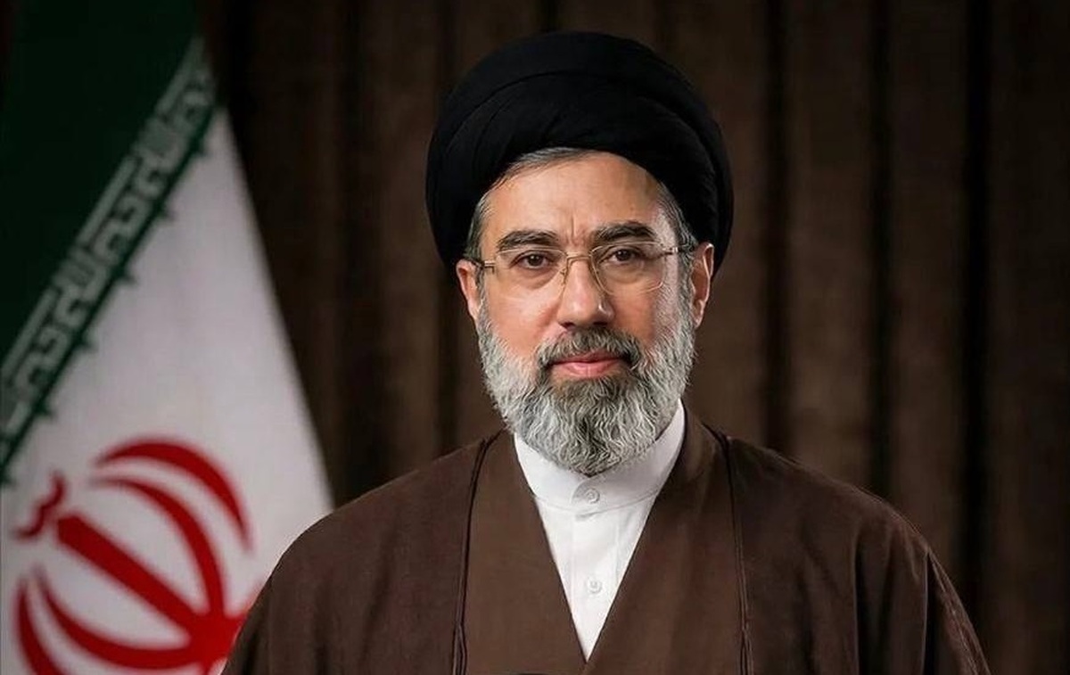 اتحاد حیرت‌انگیز مردم برای دفع بلا از رهبر انقلاب+ فیلم