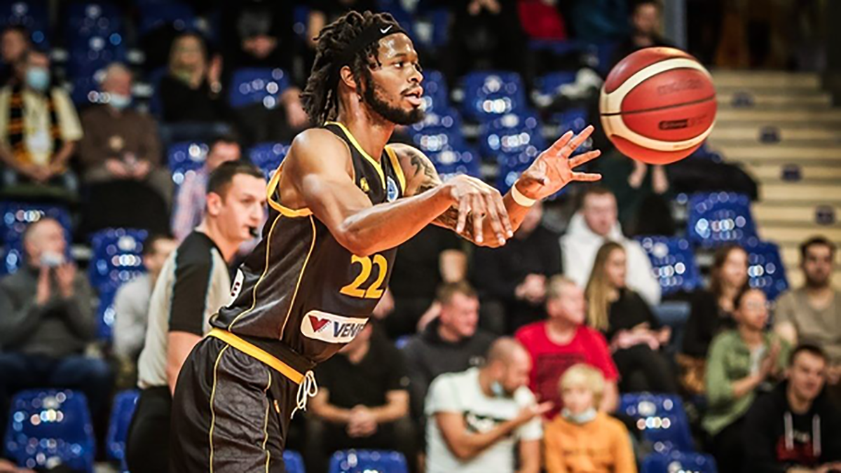 لیگ برتر بسکتبال / استقلال - پترو نوین ماهشهر