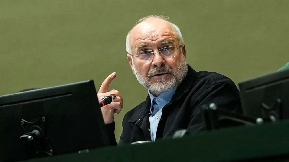 هنرمندان قهرمان + فیلم