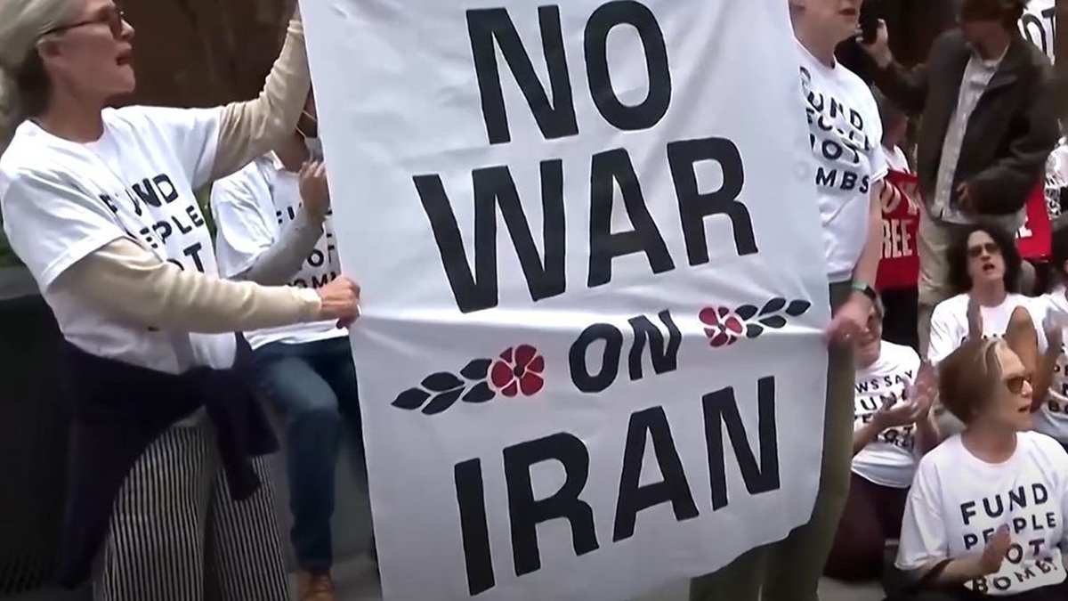 تظاهرات مردم میلان در اعتراض به خواهرخواندگی با تل‌آویو + فیلم