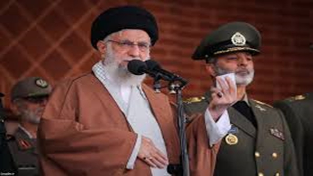 ماجرای نامه مکتوب رهبر شهید انقلاب به یک مستندساز + فیلم