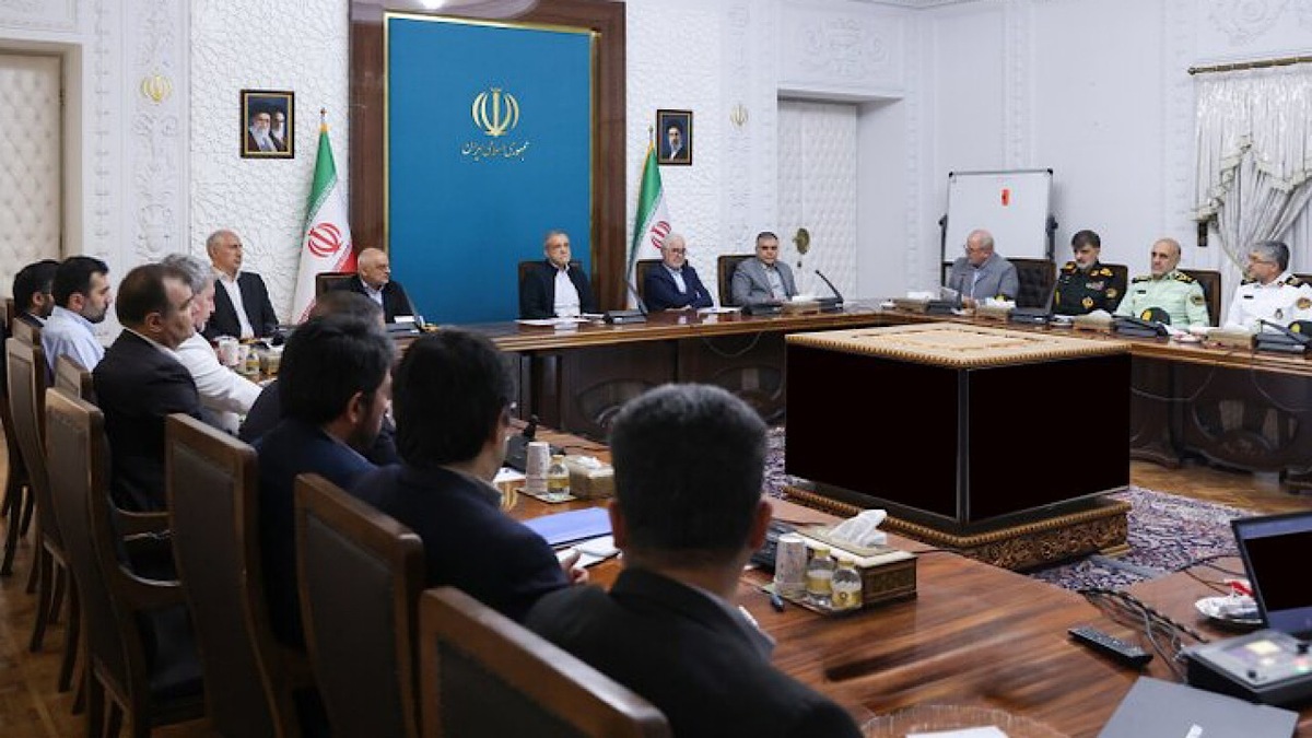 مراسم گشایش نخستین دبیرستان هوشمند پلیس + فیلم